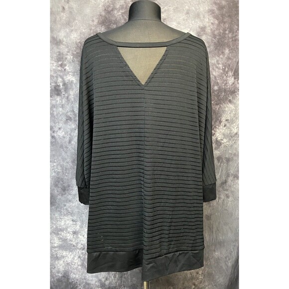 Lane Bryant Plus 26/28 Black Textured Semi Sheer Dolman Sleeve Keyhole Knit Top - Picture 2 of 3